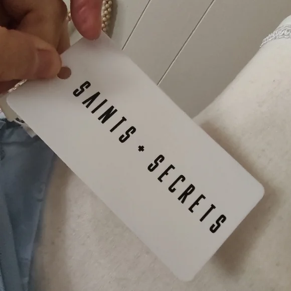 NWT Saints+Secrets Blue Floral Tiered Romper Dress with Long Sash Belt SZ Small - Picture 10 of 14